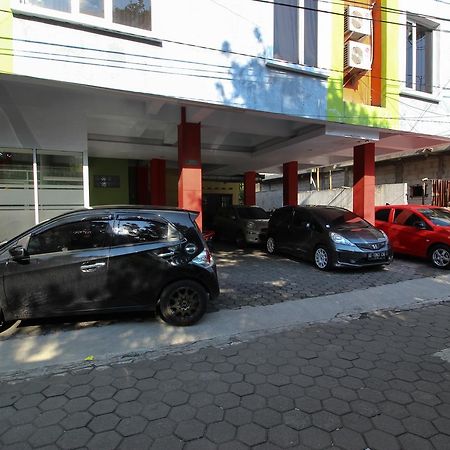 Reddoorz Plus Near Lippo Plaza Jogjakarta Yogyakarta Exterior foto