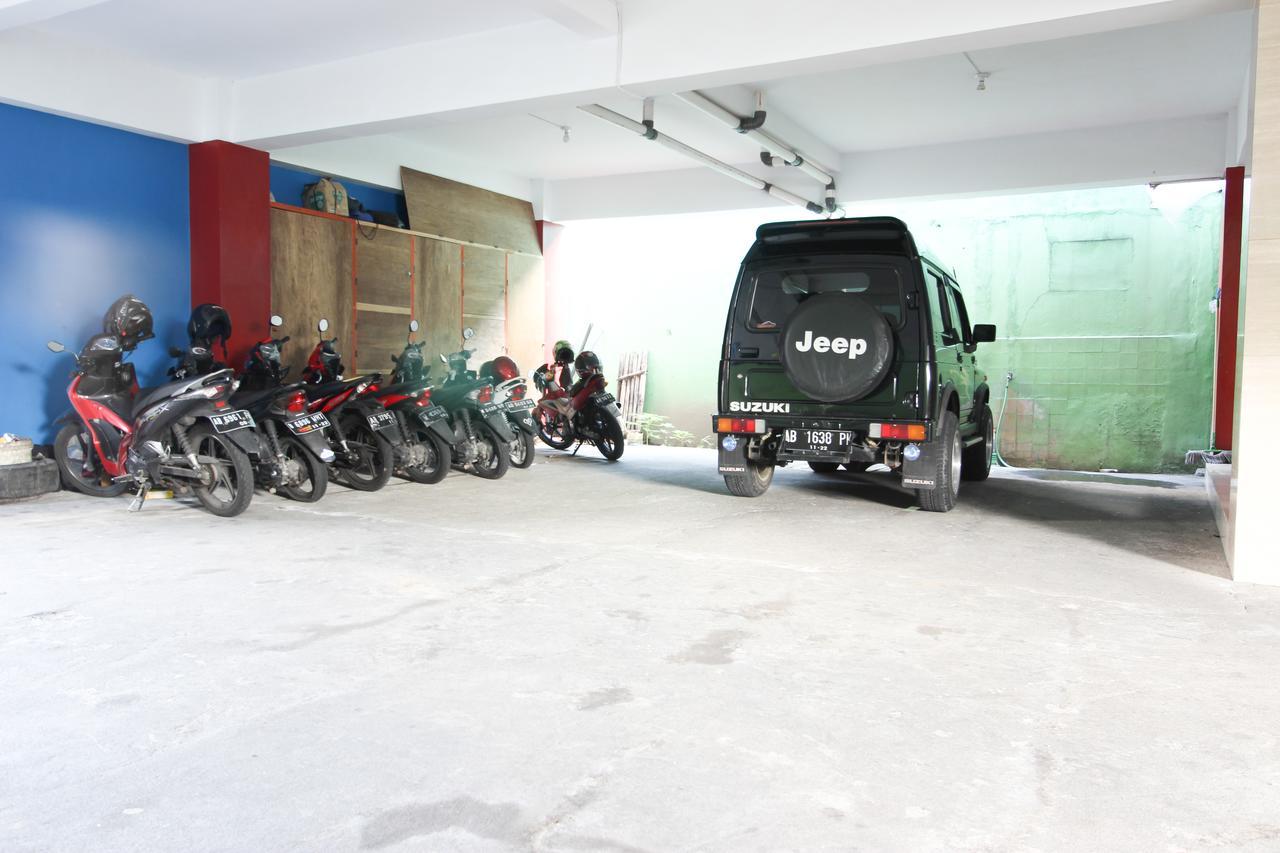 Reddoorz Plus Near Lippo Plaza Jogjakarta Yogyakarta Exterior foto
